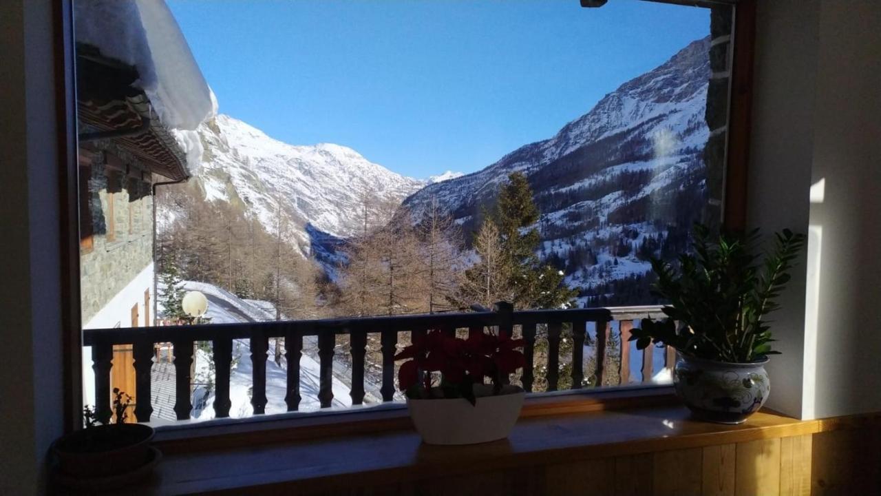 Hotel & Restaurant Perret - Mountain People Valgrisenche Buitenkant foto