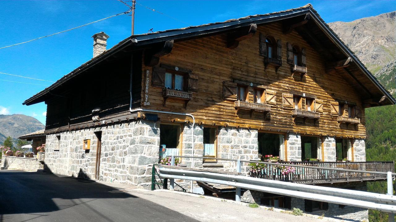 Hotel & Restaurant Perret - Mountain People Valgrisenche Buitenkant foto
